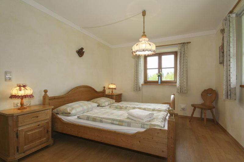 Ferienwohnungen Reiter Kirchanschoring Zimmer foto